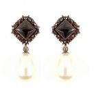 Square Bohemian garnet earrings with big freshwater pearls