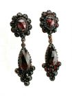 1.12.2010:  Vict. garn.drop earrings w/14ct wire