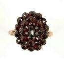 Vintage oval garnet ring in Victorian style