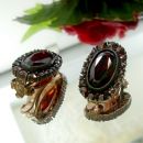 Oval bohemian garnet earclips