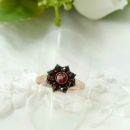Bohemian garnet round ring // ГРАНАТ