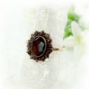 Classic Vintage oval garnet ring in Victorian style    ГРАНАТ